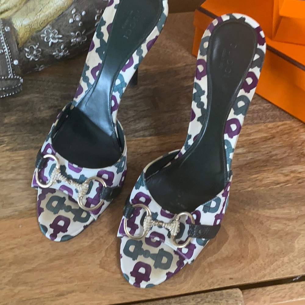 Gucci sandals